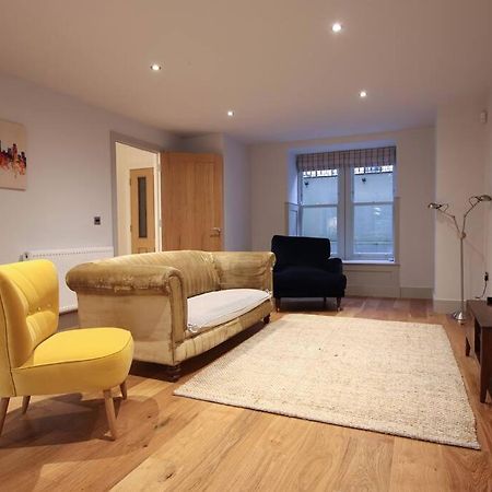 Stylish 2 Bed Home In The Heart Of Clifton Bristol Bagian luar foto